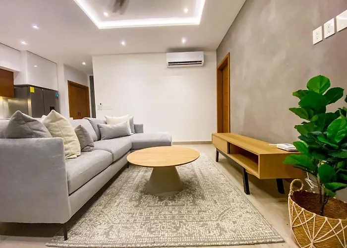 Excellent 2br Family Private Pool Garden Bbq Apartment