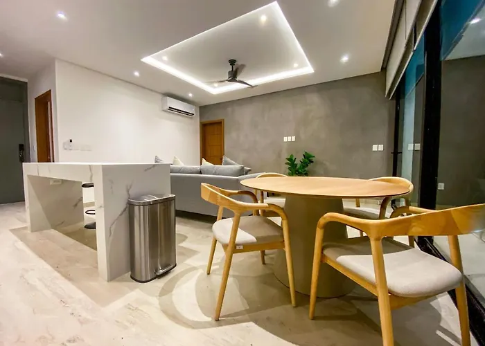 Excellent 2br Family Private Pool Garden Bbq Apartment *