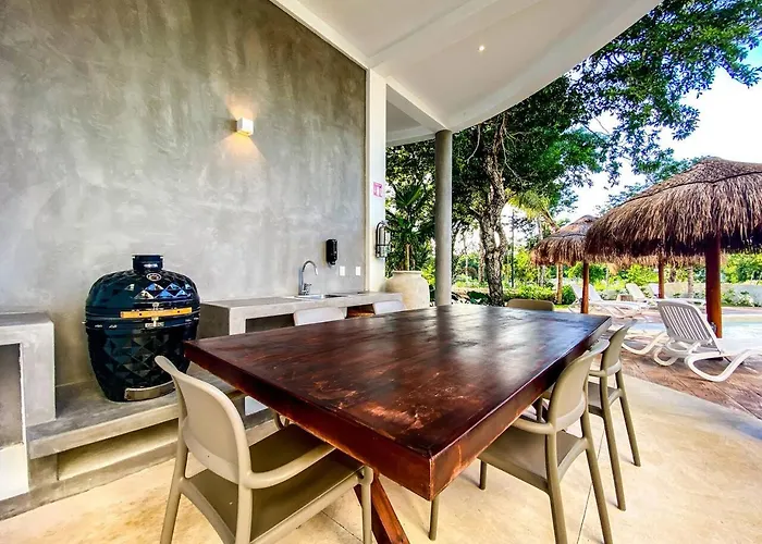 Excellent 2br Family Private Pool Garden Bbq *